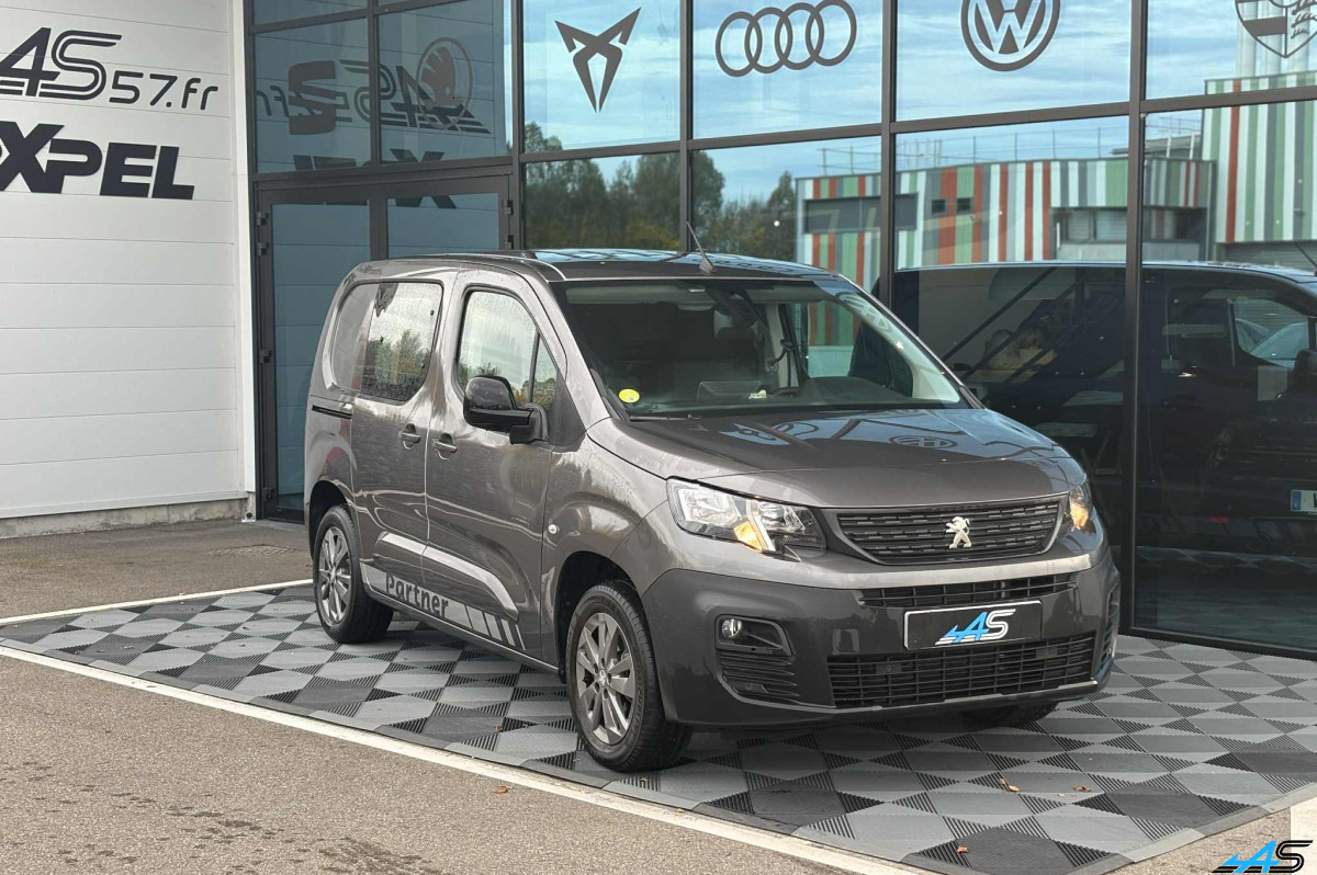 Occasion PEUGEOT PARTNER M 650KG BLUEHDI 130CH S&S EAT8 CAMERA ATTELAGE