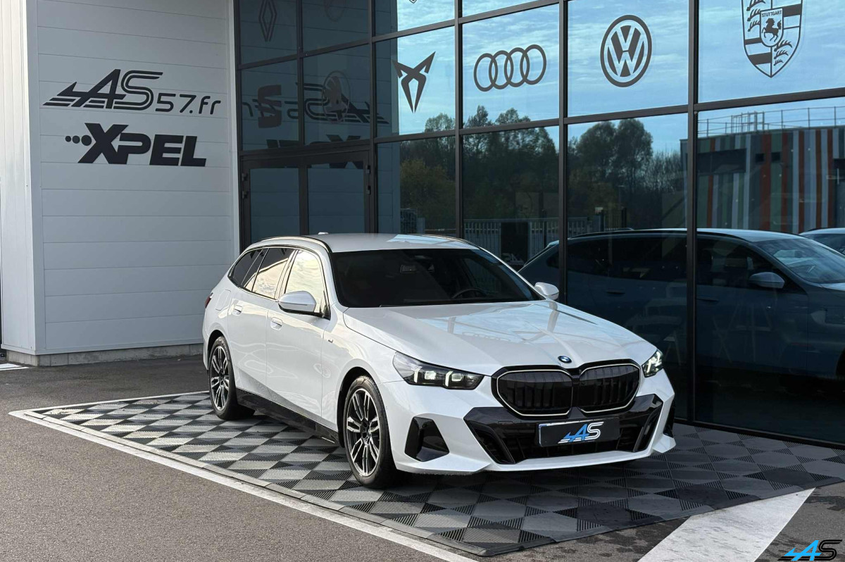 Occasion BMW SERIE 5 520d TOURING M-SPORT DKG 197CH  HARMAN KARDON ATTELAGE