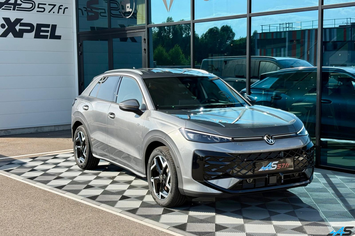 Occasion VOLKSWAGEN T-ROC 1.5 ETSI EVO2 HYBRID 150 CH DSG7 R-LINE ATTELAGE